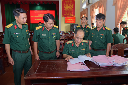 Cục Chính trị Quân khu kiểm tra hoạt động công tác Đảng, công tác chính trị Sư đoàn 5