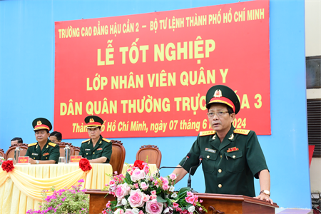 Lễ tốt nghiệp lớp nhân viên quân y dân quân thường trực