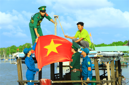 Tích cực, chủ động phòng, chống “tự diễn biến”, “tự chuyển hóa”