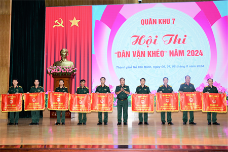 Hội thi "Dân vận khéo" lực lượng vũ trang Quân khu 7 năm 2024 thành công tốt đẹp