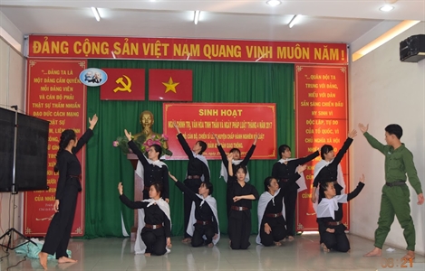 Ngày Chính trị văn hóa tinh thần và ngày Pháp luật tại Ban CHQS huyện Hóc Môn, thành phố Hồ Chí Minh