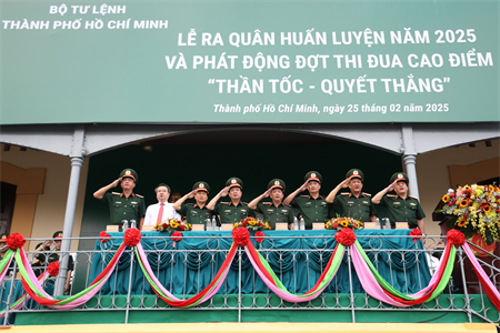 Bộ Tư lệnh Thành phố Hồ Chí Minh ra quân huấn luyện năm 2025 và phát động thi đua cao điểm “Thần tốc - Quyết thắng”
