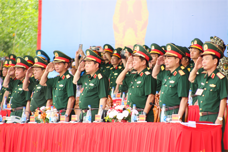 Tổng hợp luyện lần 1 diễu binh, diễu hành trong Lễ kỷ niệm 50 năm Ngày Giải phóng miền Nam, thống nhất đất nước