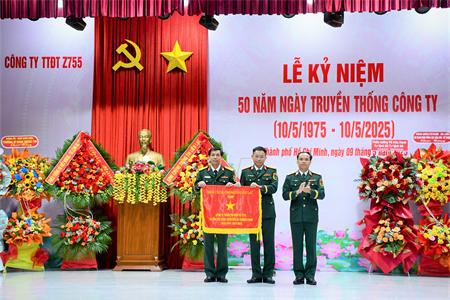 Công ty Thông tin Điện tử Z755 kỷ niệm 50 năm Ngày truyền thống