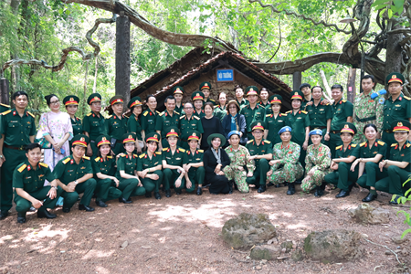 Bệnh viện Quân y 175 tổ chức về nguồn tại tỉnh Bình Phước