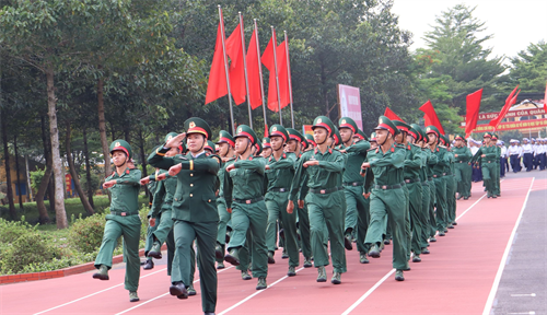 Khai giảng khóa đào tạo thành viên kíp xe tăng thiết giáp toàn quân tại Đồng Nai