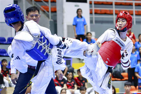 Vận động viên Quân khu 7 khởi đầu ấn tượng tại Giải vô địch Taekwondo các lứa tuổi trẻ quốc gia