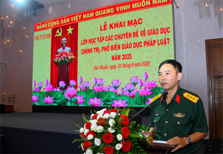 Công ty Tây Nam khai mạc lớp học tập giáo dục chính trị năm 2025