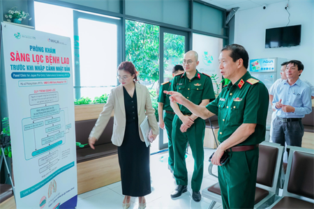 Bệnh viện Quân y 175 triển khai phòng khám sàng lọc lao trước khi nhập cảnh