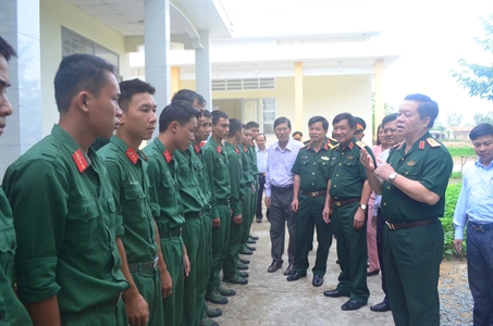 Ban CHQS huyện Tân Hưng tổng kết 25 năm thực hiện cuộc vận động “Xây dựng môi trường văn hóa, tốt đẹp, lành mạnh, phong phú trong Quân đội”