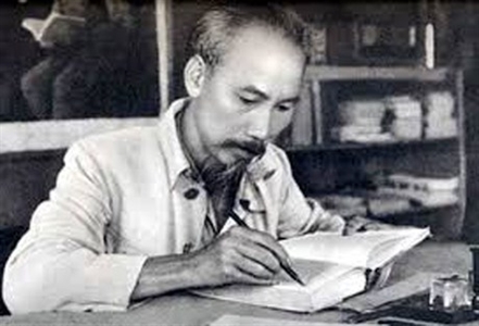 70 năm tác phẩm “Sửa đổi lối làm việc”: Mối quan hệ máu thịt giữa Đảng với nhân dân