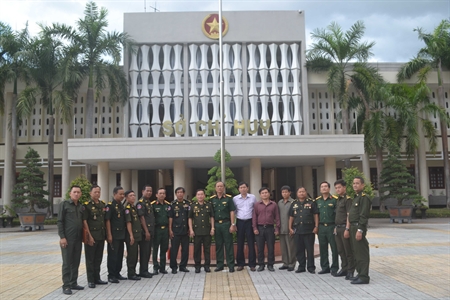 Đoàn cán bộ Cục Phát triển, Bộ Quốc phòng, Quân đội Hoàng gia Campuchia
Thăm và làm việc tại tỉnh Tây Ninh