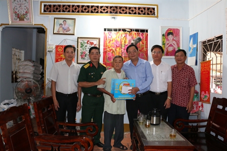 Ban CHQS Thị xã Tân Uyên, tỉnh Bình Dương: Sơ kết chương trình phối hợp hoạt động với các đoàn thể