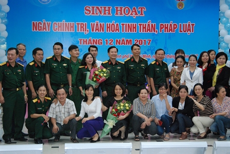 Bệnh viện Quân dân y miền Đông: Sinh hoạt Ngày chính trị, văn hóa tinh thần, pháp luật tháng 12.2017