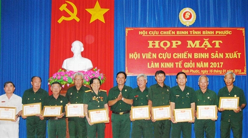 Hội CCB tỉnh Bình Phước họp mặt CCB làm kinh tế giỏi năm 2017