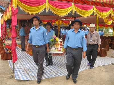 13 năm đi tìm đồng đội