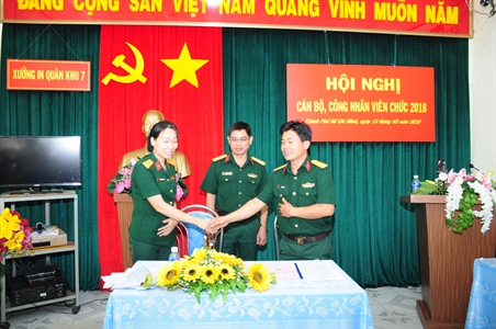 Hội nghị cán bộ, công nhân viên chức Xưởng in Quân khu 7