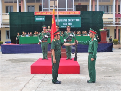 Trung đoàn 738 tổ chức Lễ tuyên thệ chiến sĩ mới năm 2018