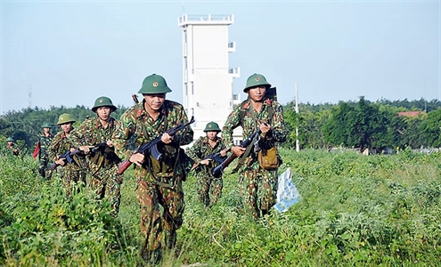 Bộ CHQS tỉnh Bình Phước kiểm tra bắn đạn thật cấp tiểu đội